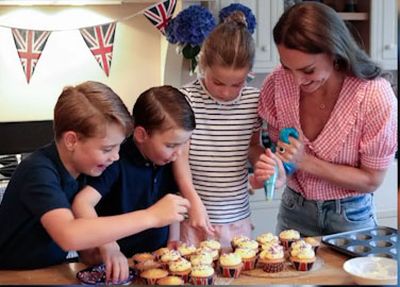 Baking with the Cambridges