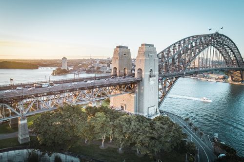 Prise de vue par drone du pont du port de Sydney