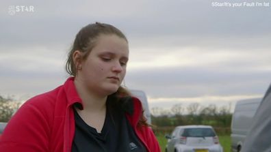 Obese teen blames mum for overfeeding her