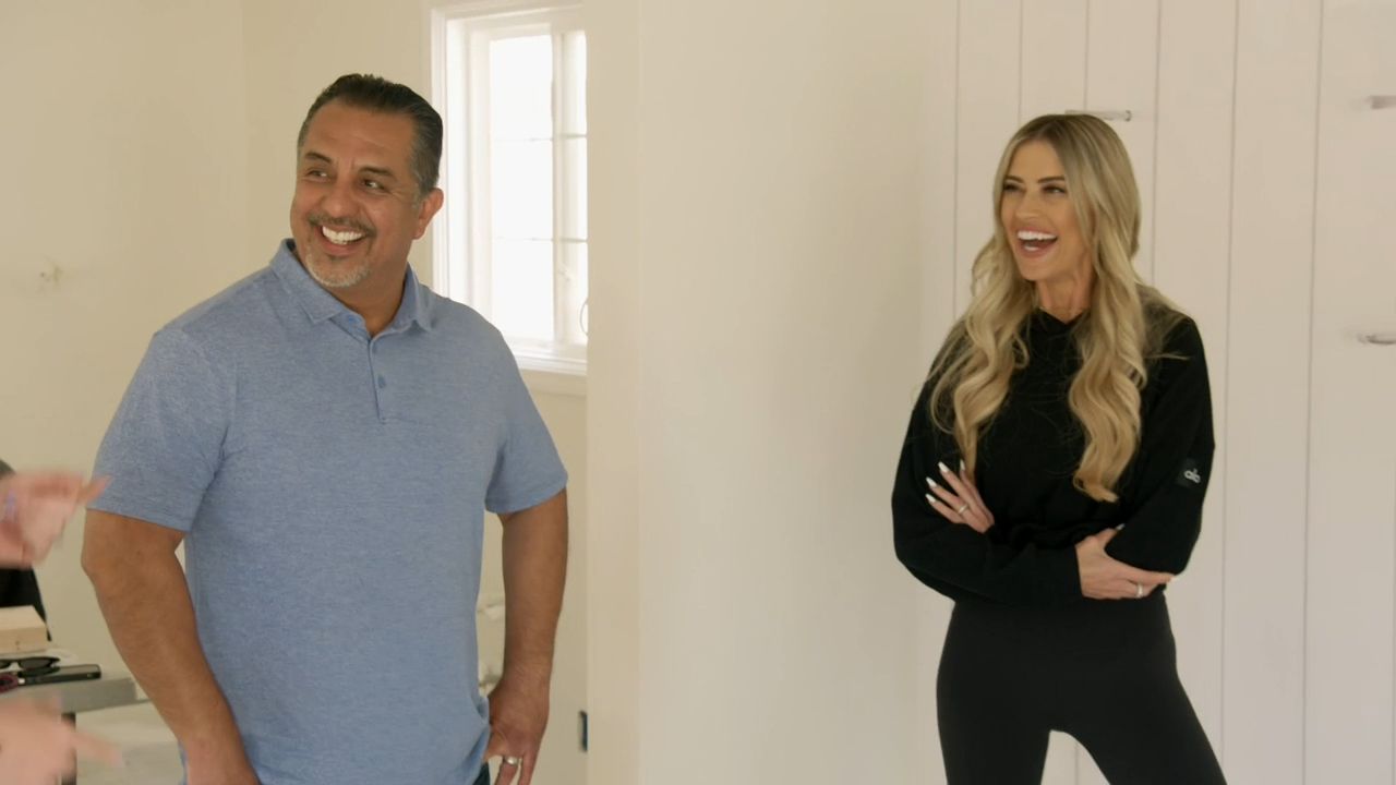 Watch Christina On The Coast Season 5 Ep 5 Coastal Country Refresh(01)
