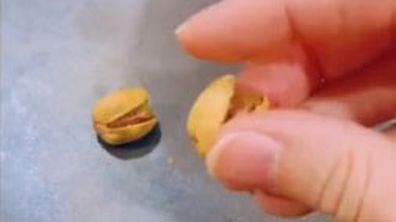 How to shell a pistachio easily, thanks to TikTok