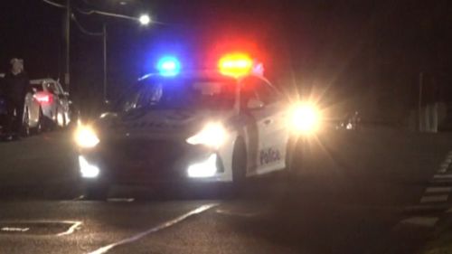 La police réagit après qu'une fillette de neuf ans aurait été abattue près de Hurstville, au sud de Sydney.