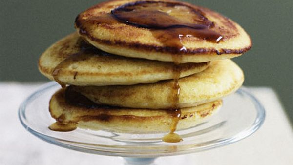 Apple-maple buttermilk hotcakes