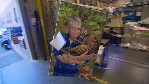 The loading dock at the Art Gallery of NSW was abuzz with artists delivering their Archibald Prize entries today. (9NEWS)