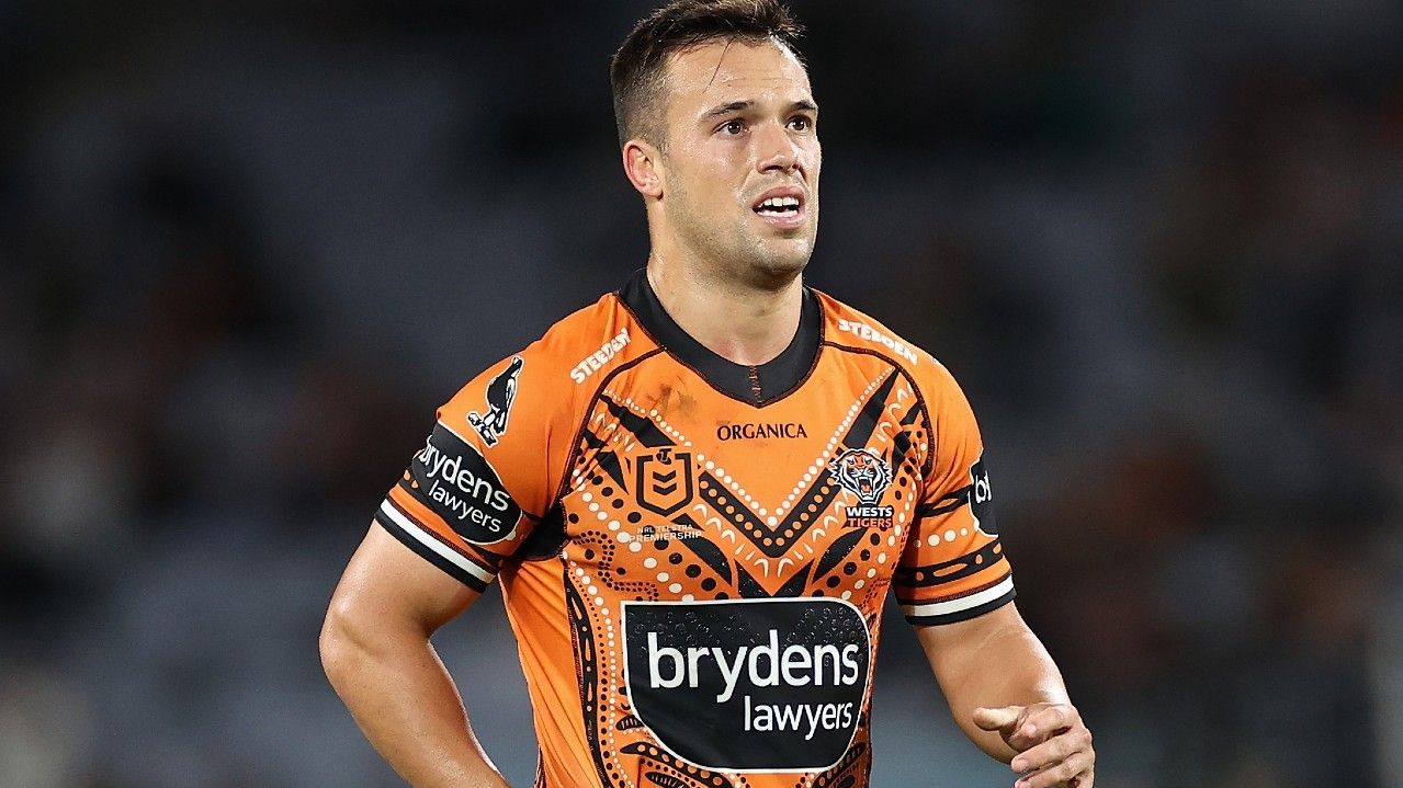 Wests Tigers star Luke Brooks to stay in first grade side despite rumours of axing