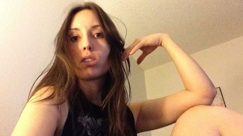 Aurora Phelps is accused using dating apps to lure at least four older men to meet her in person.