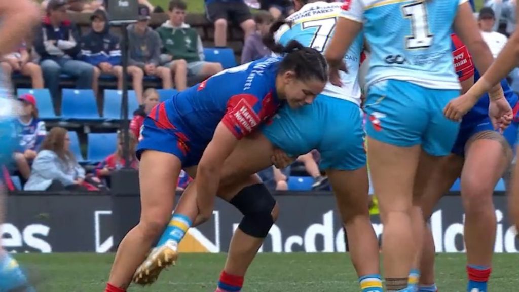 Newcastle's Shanice Parker sin binned for dangerous tackle as Knights hold on