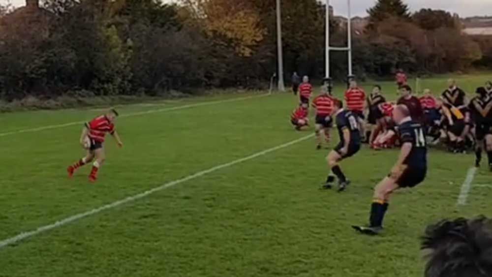 Rugby: Player stuns with overhead back-heel flick