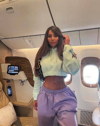 Influencer caught 'faking' first class flight photoshoot