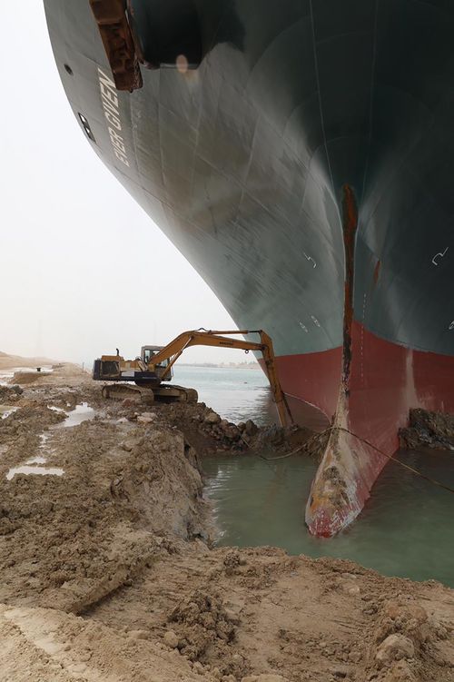 , Container ship blocking Suez Canal finally set free, service provider says, Indian &amp; World Live Breaking News Coverage And Updates
