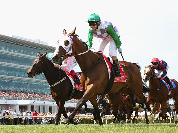 Prince of Penzance wins the Melbourne Cup