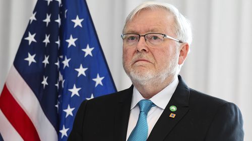 O embaixador australiano nos Estados Unidos, Kevin Rudd, discursa em uma recepção de negócios de tecnologia e inovação em Seattle, Estados Unidos da América, no sábado, 14 de junho de 2025. fedpol Foto: Alex Ellinghausen