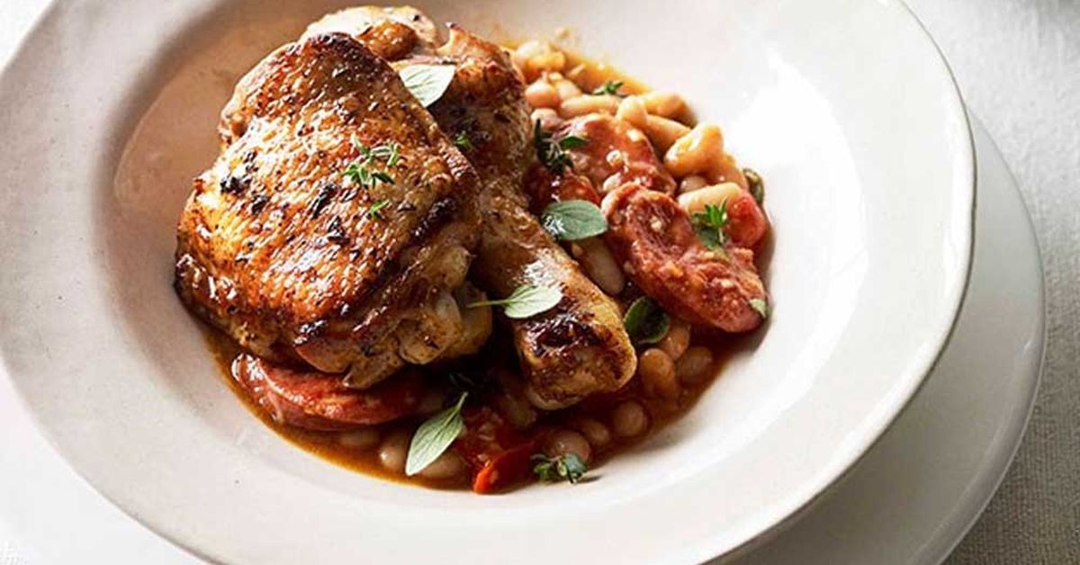 Paprika roast chicken with chorizo and white beans - 9Kitchen