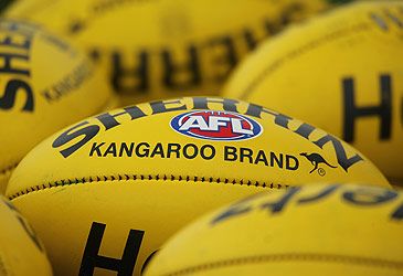 Who holds the record for games played in the VFL/AFL?