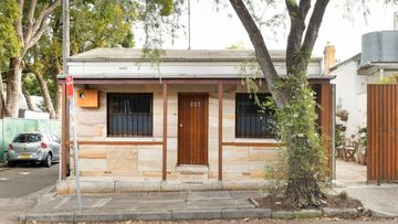 Tiny cottage Sydney Newtown NSW sells for $1.5 million 