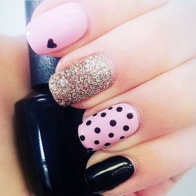 This chic and minimalist manicure hits all the right nail notes.