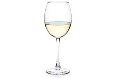 Pinot grigio (white
wine): Almost 80 percent of a glass is 100 calories