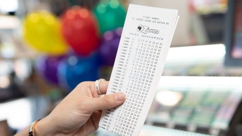 Somebody has won $40 million in the Oz Lotto jackpot draw.