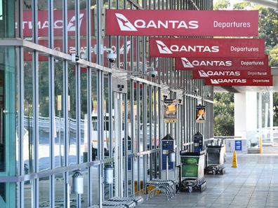Qantas departures Sydney airport