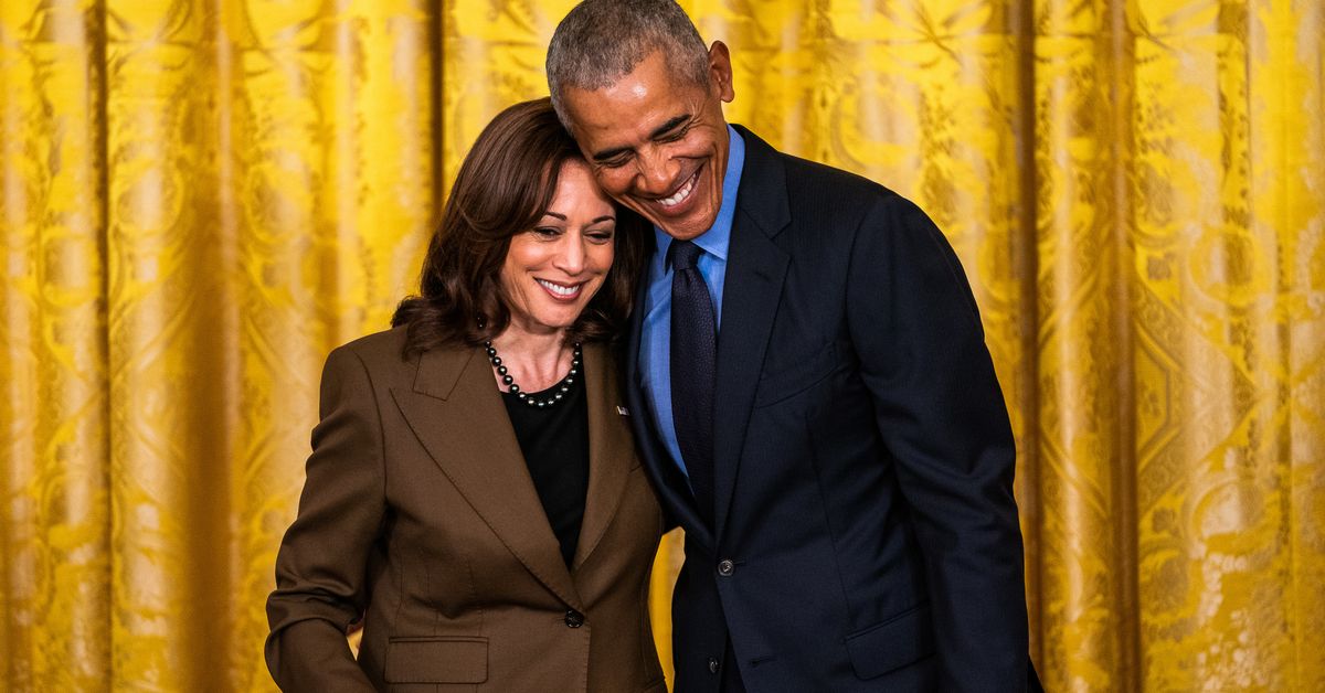 Barack and Michelle Obama endorse Kamala Harris, giving her expected but ...