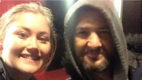 Homeless man helps young woman stranded at London’s Euston Station