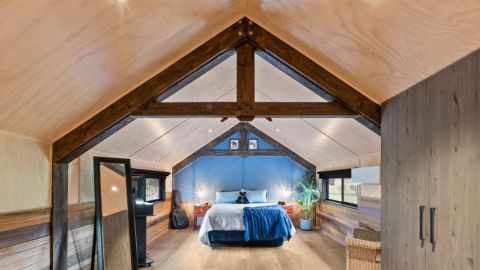barn-style home under offer luxury residence kinglake victoria domain