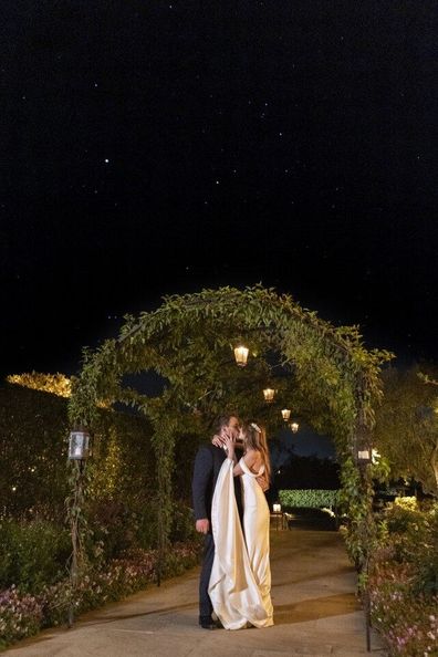 Chris Pratt & Katherine Schwarzenegger Share First Wedding Photo