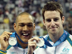 Geoff Huegill and James Magnussen celebrate with their 4x100m medley relay silver medals. (Getty)