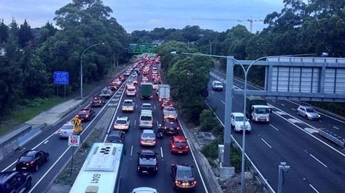 Morning harbour traffic was backed up several kilometres after the crash. (9News)