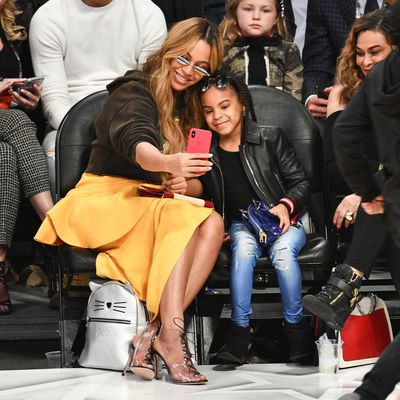 Beyonce and Blue Ivy at NBA All-Star game 