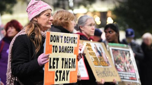 Shorten vows to reopen Tamil family case