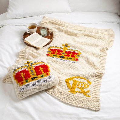 King Charles III Coronation Crown Blanket & Cushion Knitting Kit