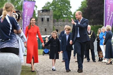 Britain's Prince William, Duke of Cambridge, Britain's Catherine, Duchess of Cambridge, and their children Britain's Prince George and Britain's Princess Charlotte visit Cardiff Castle in Wales on June 4, 2022 as part of the royal family's tour for Queen Elizabeth II's platinum jubilee celebrations. - Over the course of the Central Weekend, members of the royal family will visit the Nations of the United Kingdom to celebrate The Queen's Platinum Jubilee. (Photo by Ashley CROWDEN / various source