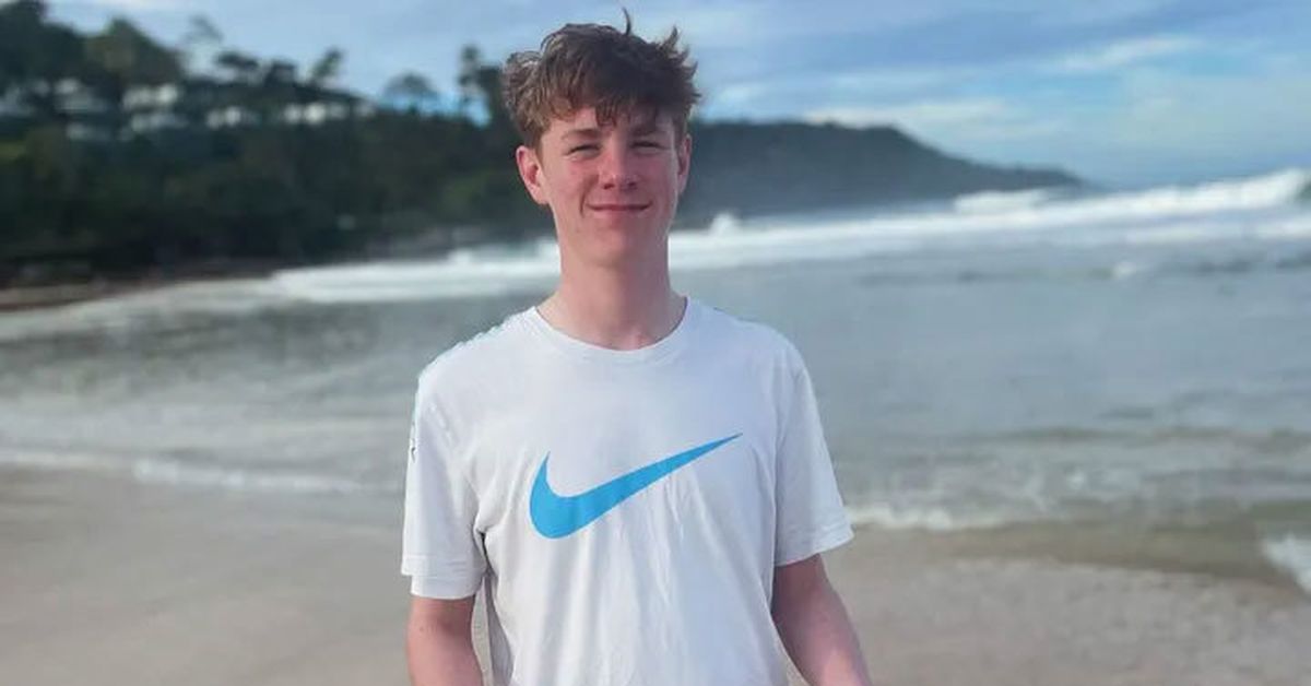 Heartbroken mum calls for vaccines to be funded after teen's sudden death