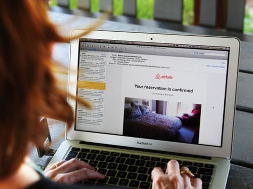 'Airbnb hot spots' reduce long-term rentals