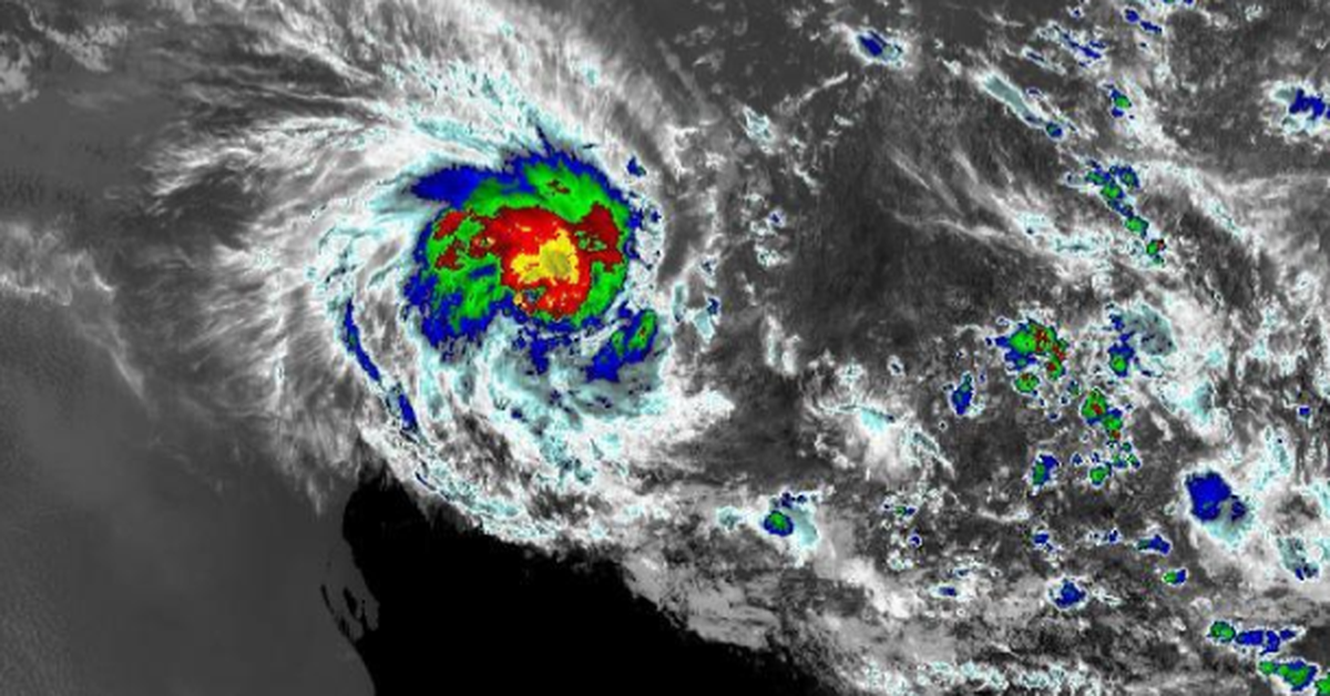 Tropical cyclone to break eight-year record when it makes landfall as category 3 storm
