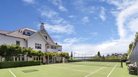 Real estate luxury Sydney property homes lease tennis court