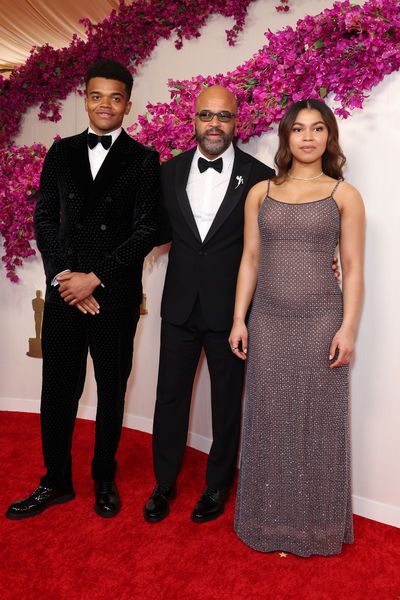 Jeffrey Wright and his children 