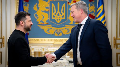 Ukrainian President Volodymyr Zelenskyy shakes hands with US Secretary of the Army Dan Driscoll in Kyiv, Ukraine on Thursday, November 20.