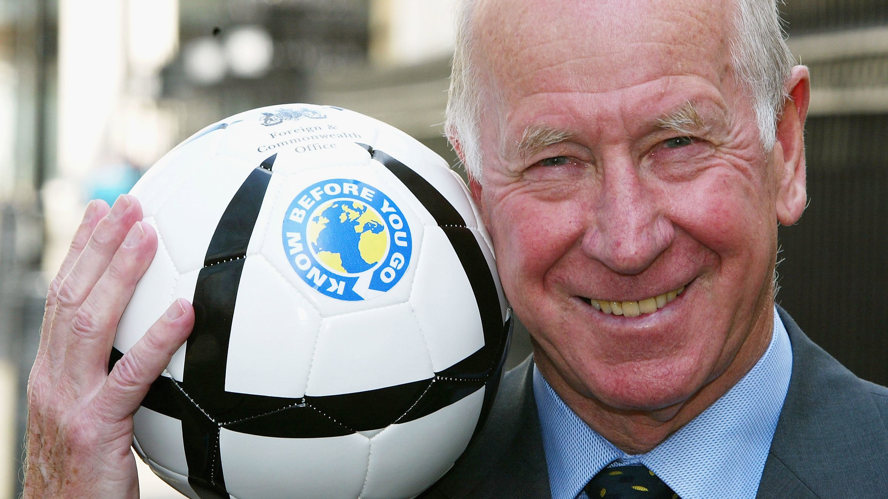 Sir Bobby Charlton promotes the new FCO pocket sized guide for football fans heading to the Euro 2004 Championships called &quot;On the ball in Portugal&quot; at the Foreign Press Association, Carlton House Terrace, on April 16, 2004 in London.  (Photo by Paul Gilham/Getty Images)