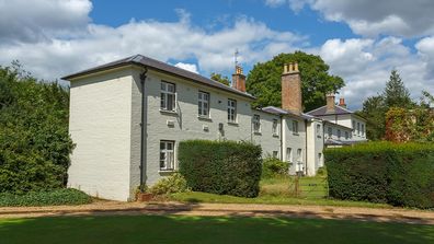 The cottage is located in Windsor.