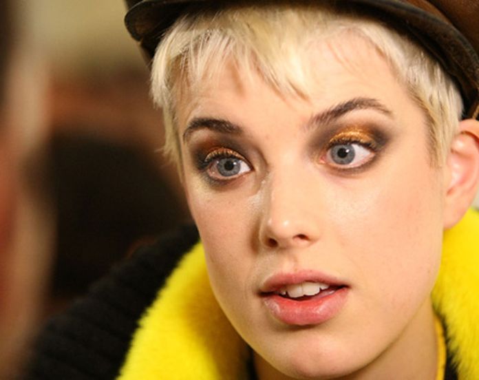 Supermodel Agyness Deyn Says I Do 9style