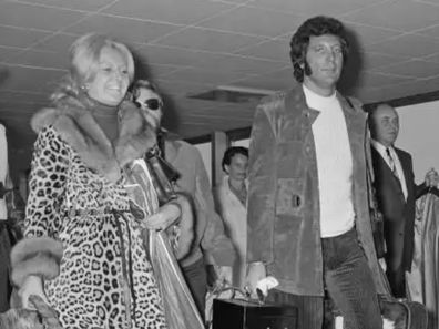 Tom Jones and wife Linda arriving at Heathrow Airport in 1970.
