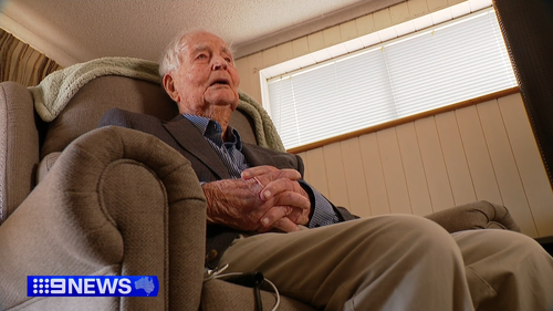 O veterano mais velho da Austrália na Segunda Guerra Mundial, Colin Wagener, comemorou seu 108º aniversário em sua propriedade em Adelaide Hills. 