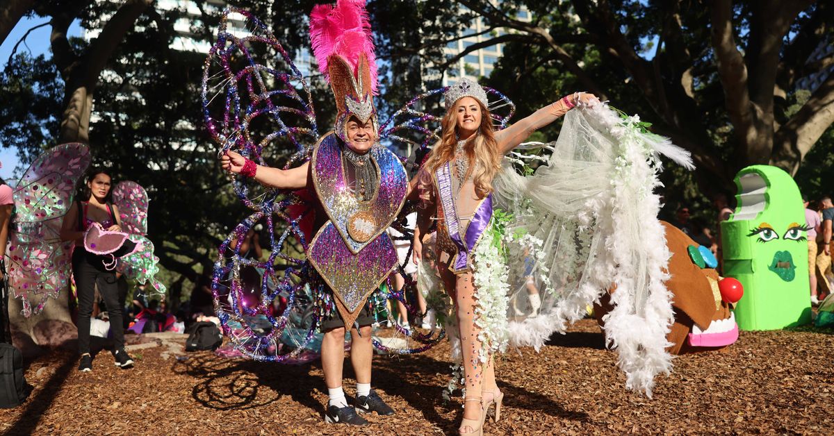 watch sydney mardi gras live