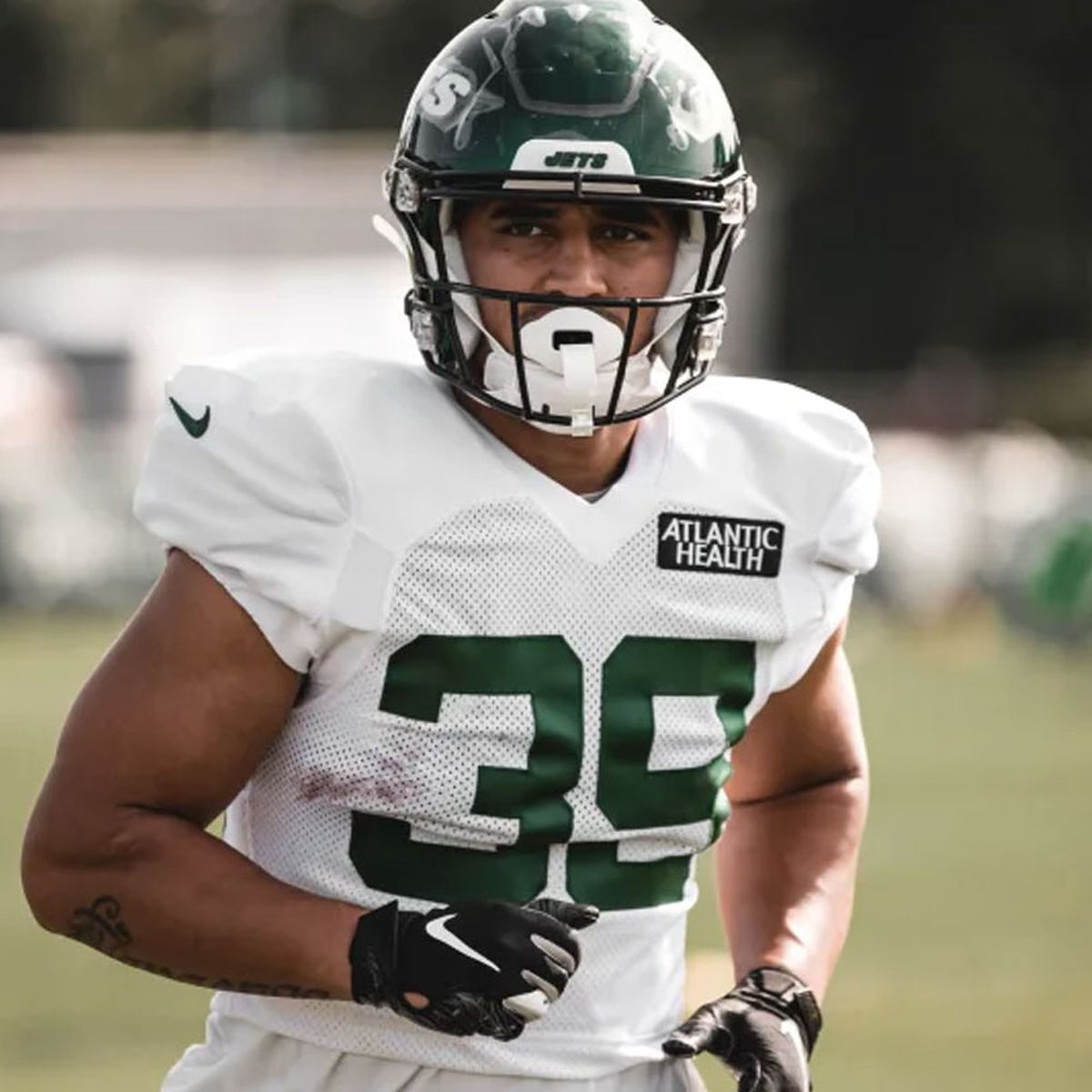 NFL: Valentine Holmes receives brutal welcome from New York Jets