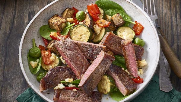 Sirloin steak with vegetables