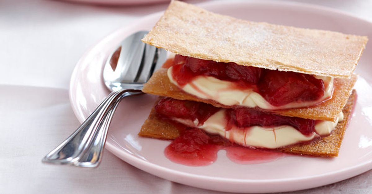 Rhubarb custard mille feuille - 9Kitchen