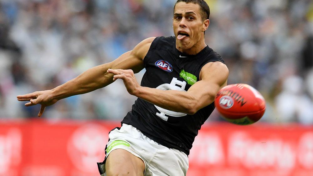 Carlton outshine deflated Magpies in AFL
