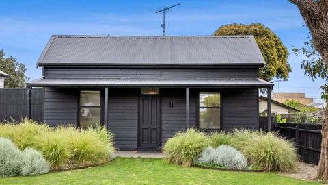 Victorian cottage beach home renovated Domain